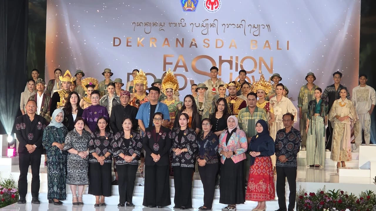 Dekranasda Bali Fashion Roadshow Menyapa Jembrana, Sinergi Pemkab dan Provinsi Perkuat Ekosistem Wastra Lokal