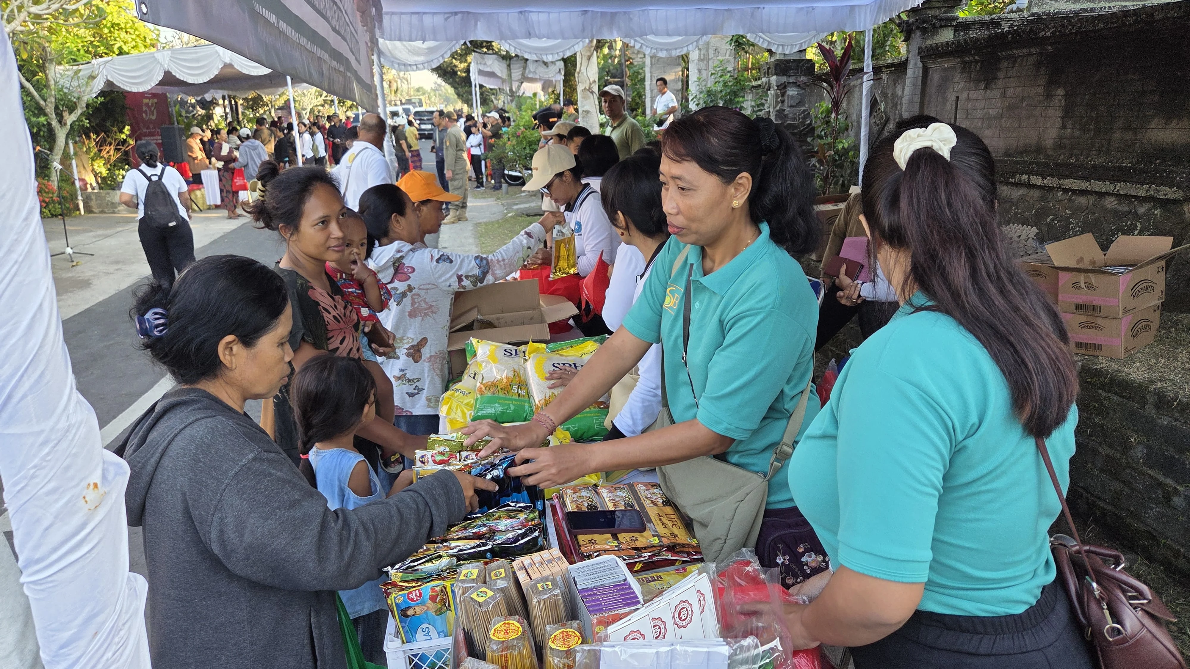 Gerakan Pangan Murah di Berangbang Disambut Antusias Warga, Bantu Ringankan Kebutuhan Menjelang Hari Raya