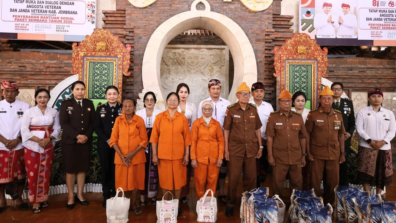 Peringati HUT ke-81 RI dan HUT ke-131 Kota Negara, Pemkab Jembrana Gelar Tatap Muka serta Penyerahan Bantuan untuk Veteran dan Janda Veteran