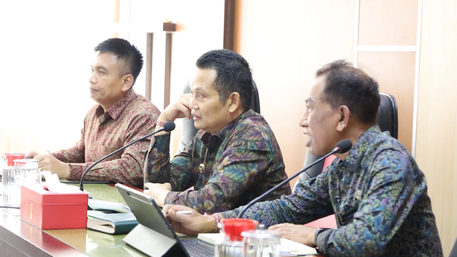 Rakor Pemkab Jembrana: Bupati Tekankan Kebersihan, Efisiensi, dan Disiplin ASN